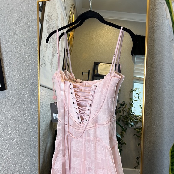 House of Cb 'Seren' Soft Pink Floral Lace Back Maxi Dress NWT - Picture 12 of 13